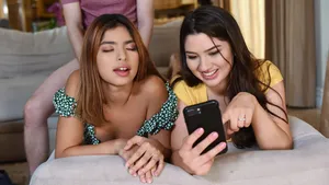 địt bạn thân của gấu không đủ khả năng chi trả tiền nợ nhà